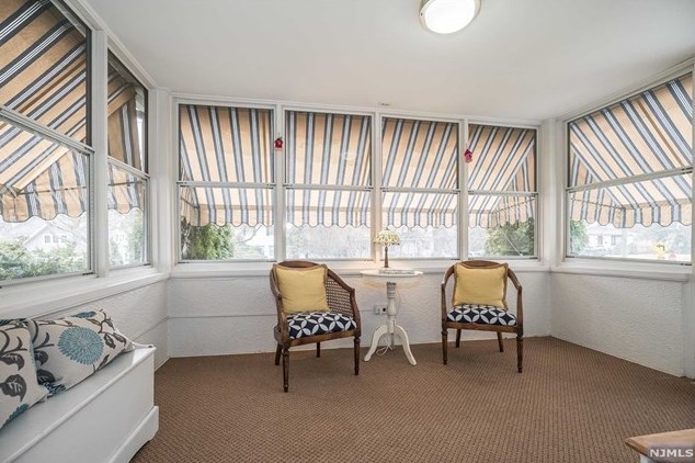 53 Rock Rd, Ridgewood, NJ 07452