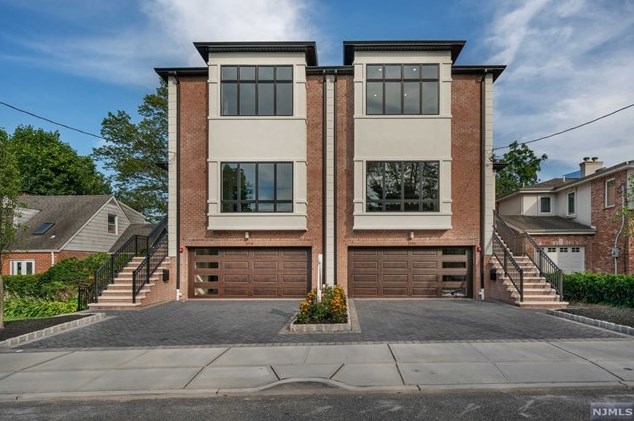 2196 Mackay Ave, West Fort Lee, NJ 07024