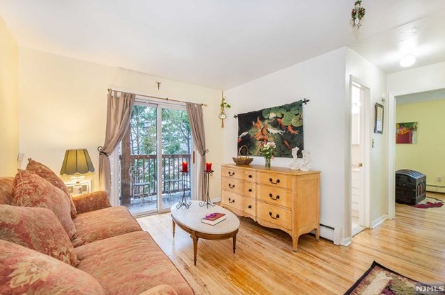 675 Joralemon St #a8, Belleville, NJ 07109