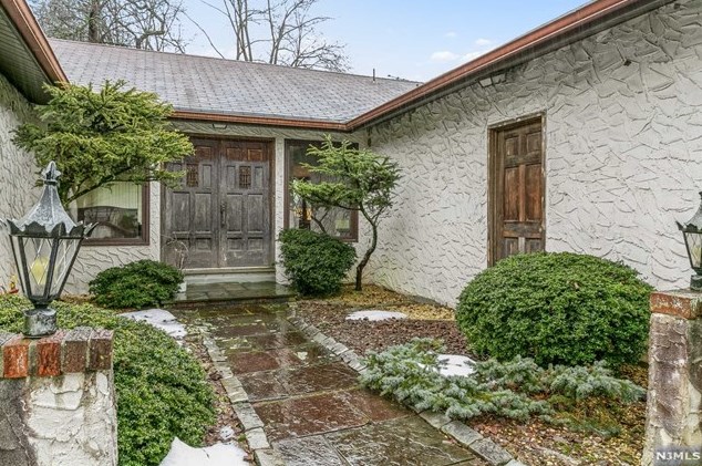 25 Piermont Rd, Closter, NJ 07624