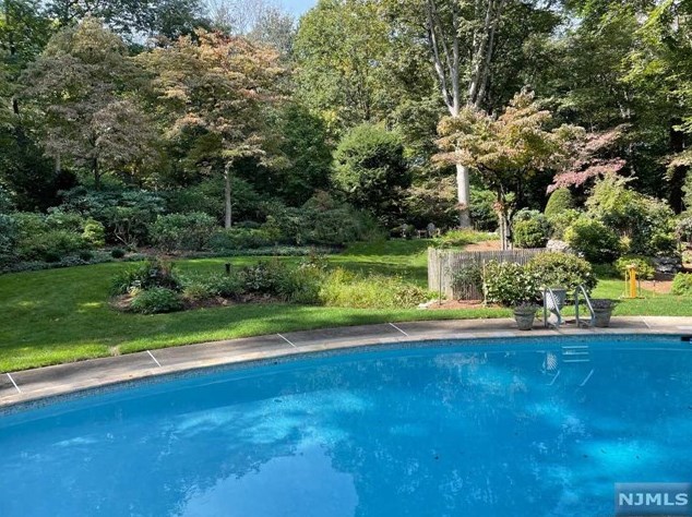 477 Paul Ave, Allendale, NJ 07401