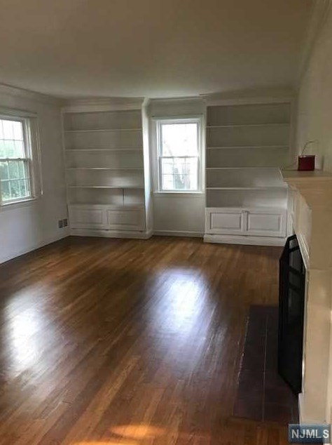 555 Grove St, Ridgewood, NJ 07450