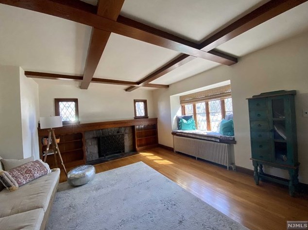 1112 Emerson Ave, Teaneck, NJ 07666