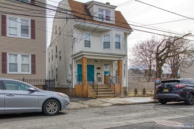 258-260 Ellis Ave, Irvington, NJ 07111
