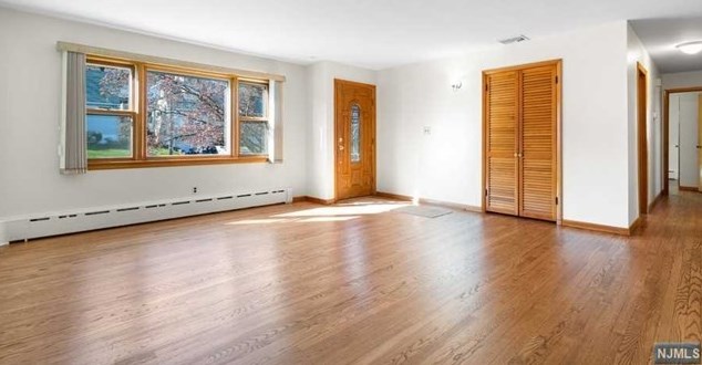 115 Sutton Ave, Paterson, NJ 07512