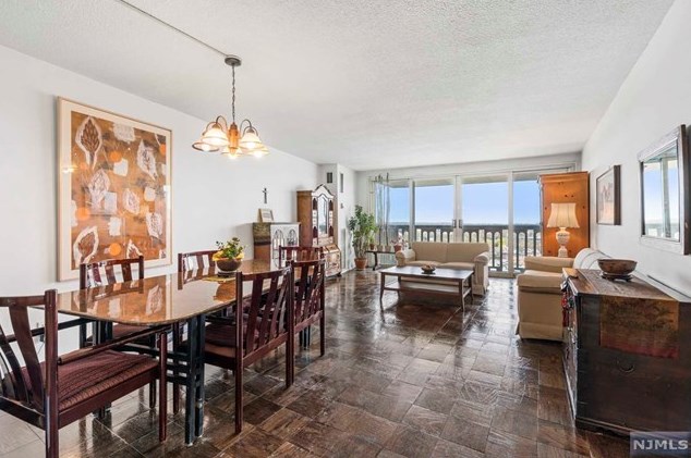 555 North Ave #19u, West Fort Lee, NJ 07024