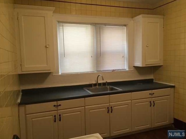 21-23 Rutledge Ave, East Orange, NJ 07017