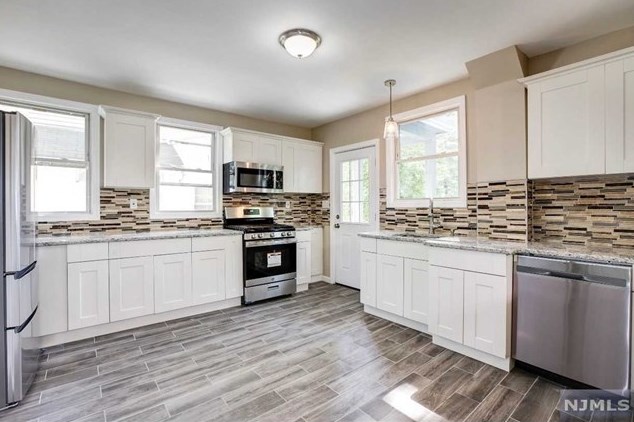 424 N Walnut St, East Orange, NJ 07017