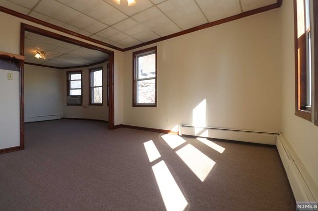 307 Knox Ave #2, Cliffside Park, NJ 07010