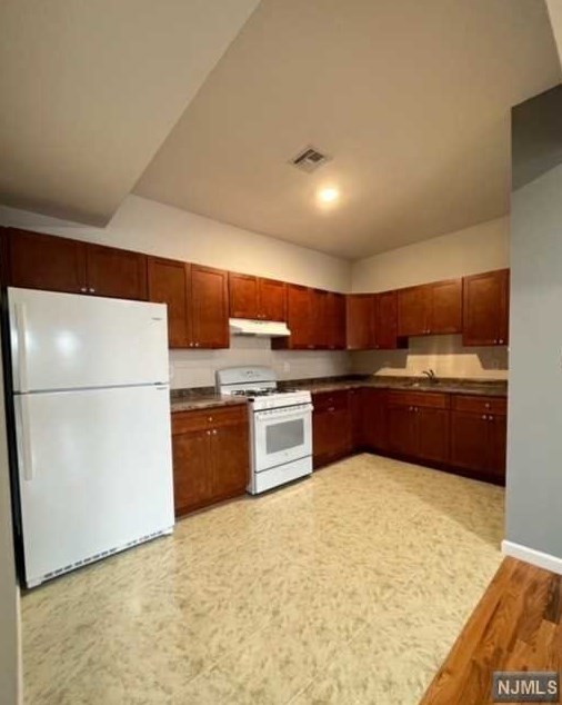 231 Dayton Ave #7, Clifton, NJ 07011
