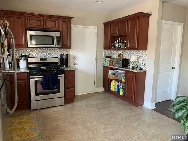 213 Eastern Way #1, Rutherford, NJ 07070