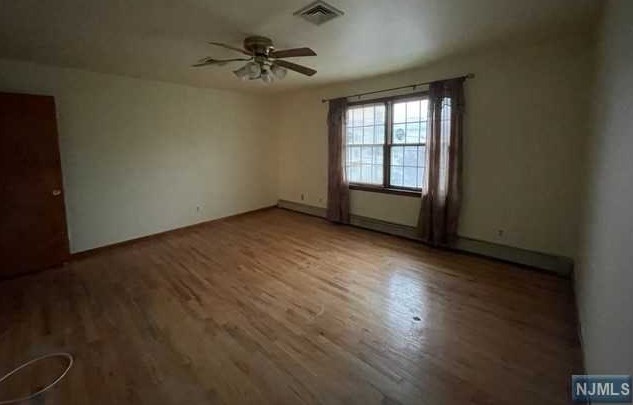 308 Born St, Secaucus NJ  07094-3730 exterior