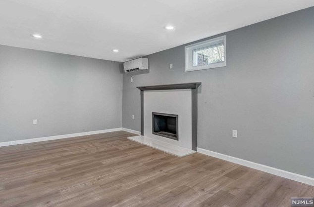 365 Franklin Ave #apt 1b, Wyckoff, NJ 07481