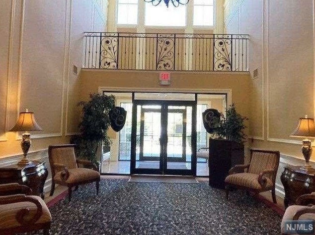 5 Tenakill Park E #205, Cresskill, NJ 07626