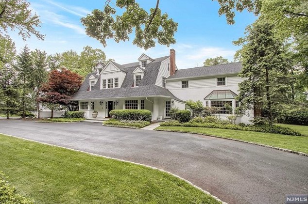 31 Old Smith Rd, Tenafly, NJ 07670-2228