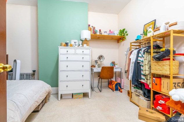 73 Virginia Ave, Jersey City NJ  07304-2219 exterior