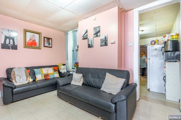 73 Virginia Ave, Jersey City NJ  07304-2219 exterior