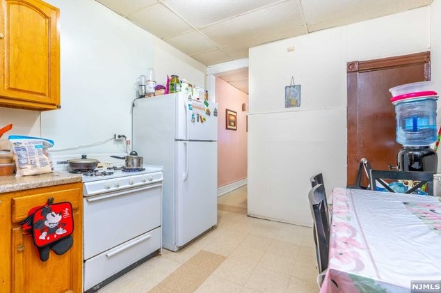 73 Virginia Ave, Jersey City NJ  07304-2219 exterior