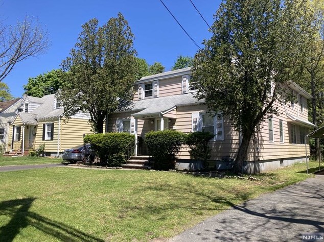 869 Lafayette Ave Ext, Paterson, NJ 07506