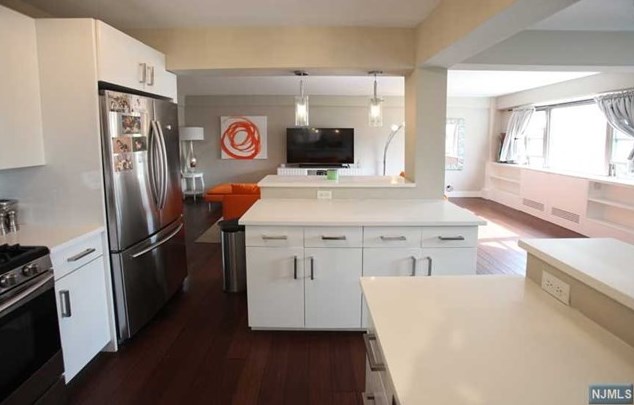 8800 Blvd E #4m, North Bergen, NJ 07047