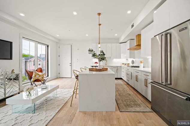520 New York Ave #1, Union City, NJ 07087