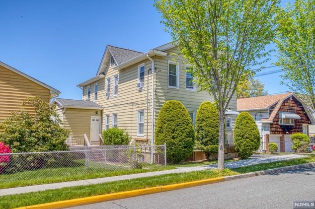 103 8th St #1r, Wood-Ridge, NJ 07075