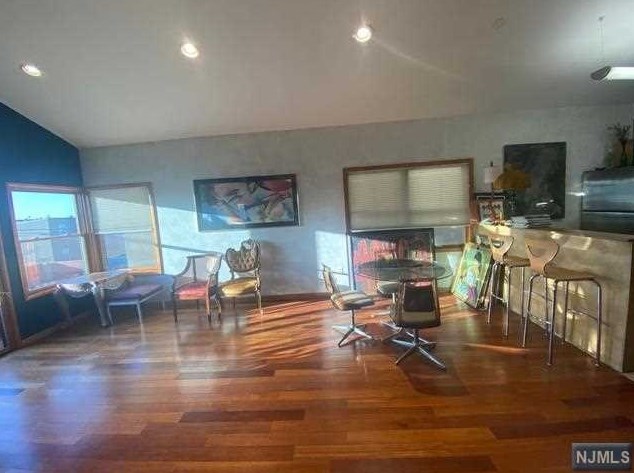 6300 Jefferson St, West New York NJ  07093-5333 exterior