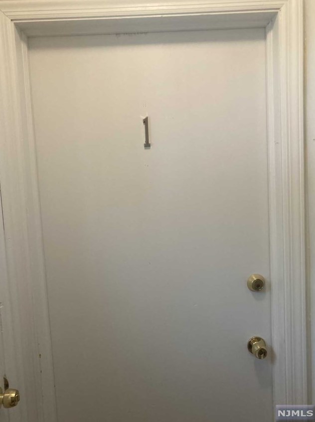 280-282 Dewitt Ave #1, Belleville, NJ 07109