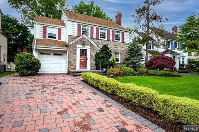 336 Lantana Ave, Englewood, NJ 07631