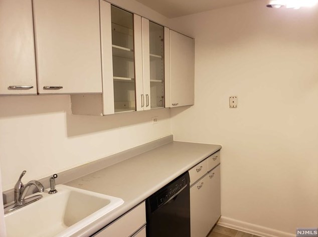 265 Main St #114, Ridgefield Park, NJ 07660