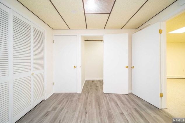 255 Pascack Rd, Paramus NJ  07652-4237 exterior