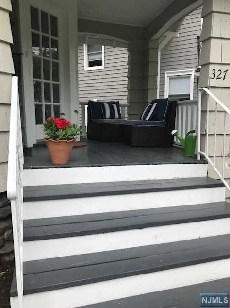 327 Franklin Ave, Ridgewood, NJ 07450