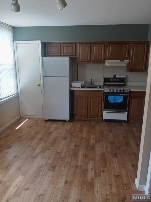6814 Jackson St #2, West New York, NJ 07093