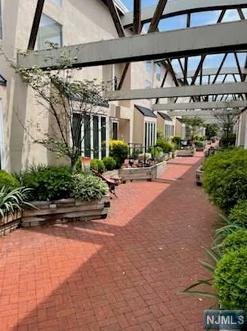 151 Liberty St #21, Little Ferry, NJ 07643