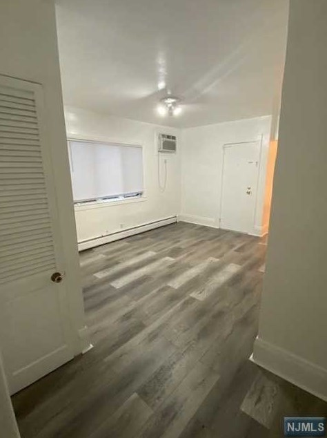 64 Halstead Ave, Wallington NJ  07057-1005 exterior