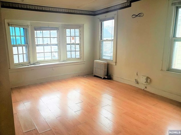 359-363 E 23rd St, Paterson, NJ 07514