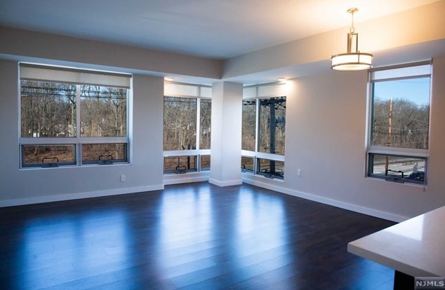 1475 Palisade Ave #611, Teaneck, NJ 07666