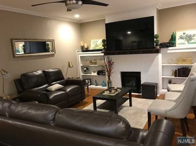 464 Westview Ave, Englewood, NJ 07631-5105