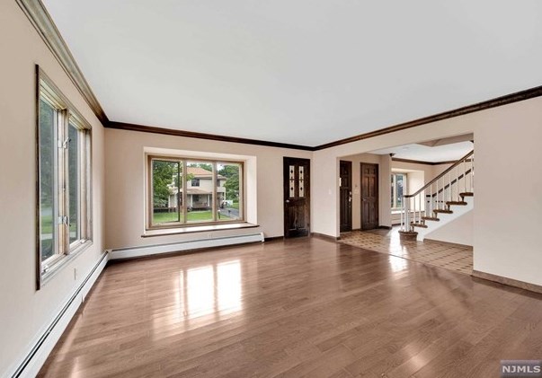 23 Bohnert Pl, Waldwick NJ  07463-1529 exterior
