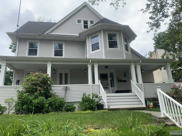289 Orchard Terrace #2, Bogota, NJ 07603