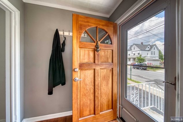 286 Broad St #1, Carlstadt, NJ 07072