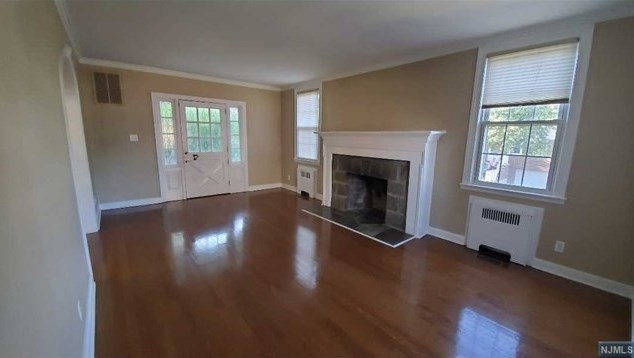 170 Hoyt St, Kearny, NJ 07032