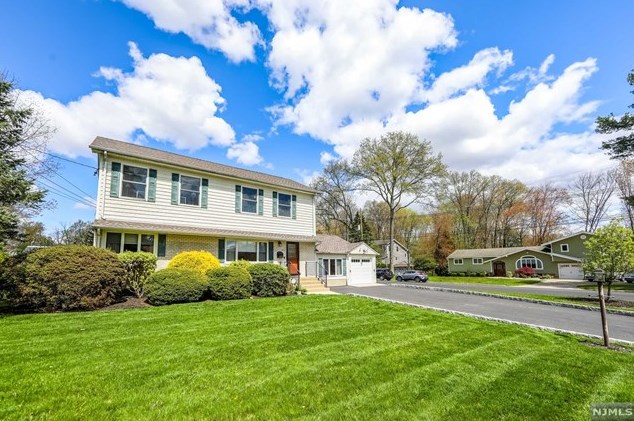 644 Leigh Terrace, Westwood, NJ 07676