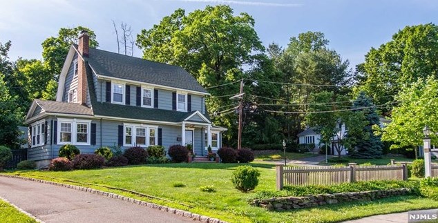 262 Grove St, Montclair, NJ 07042