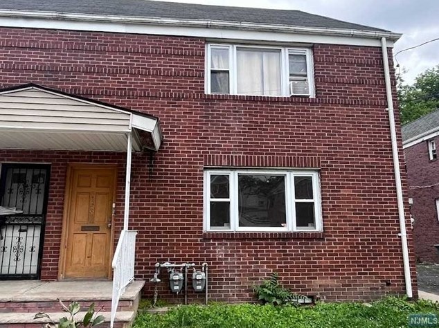 138 Midland Pl, Newark, NJ 07106