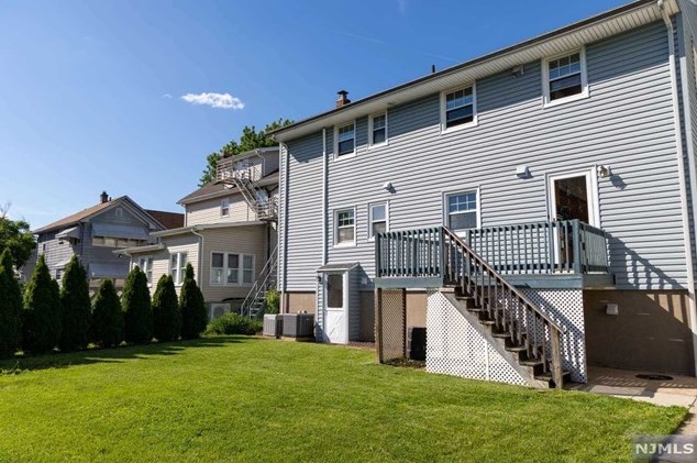 41 College Pl, Ridgefield Park, NJ 07660