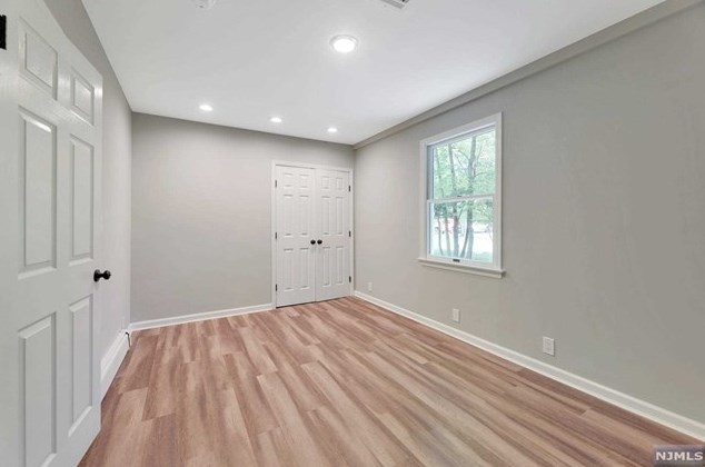 23 Schumacher Ave, Hillsdale NJ  07642-2407 exterior