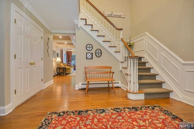 701 Ramapo Valley Rd, Mahwah, NJ 07430