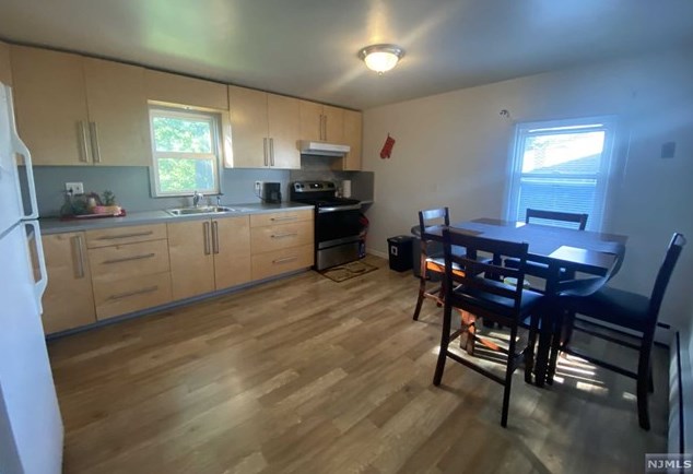 639 Chase Ave #2, Lyndhurst, NJ 07071