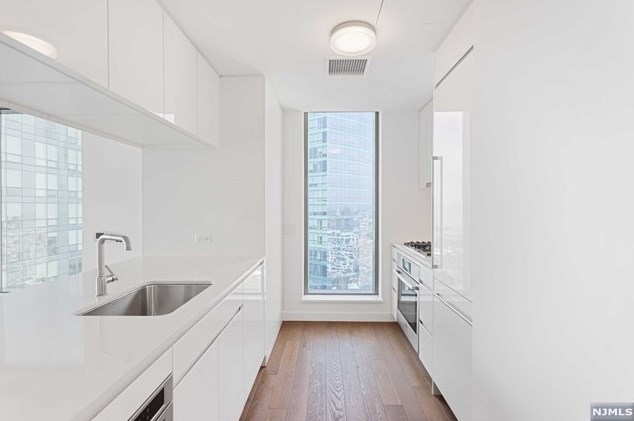 99 Hudson St, Jersey City, NJ 07302